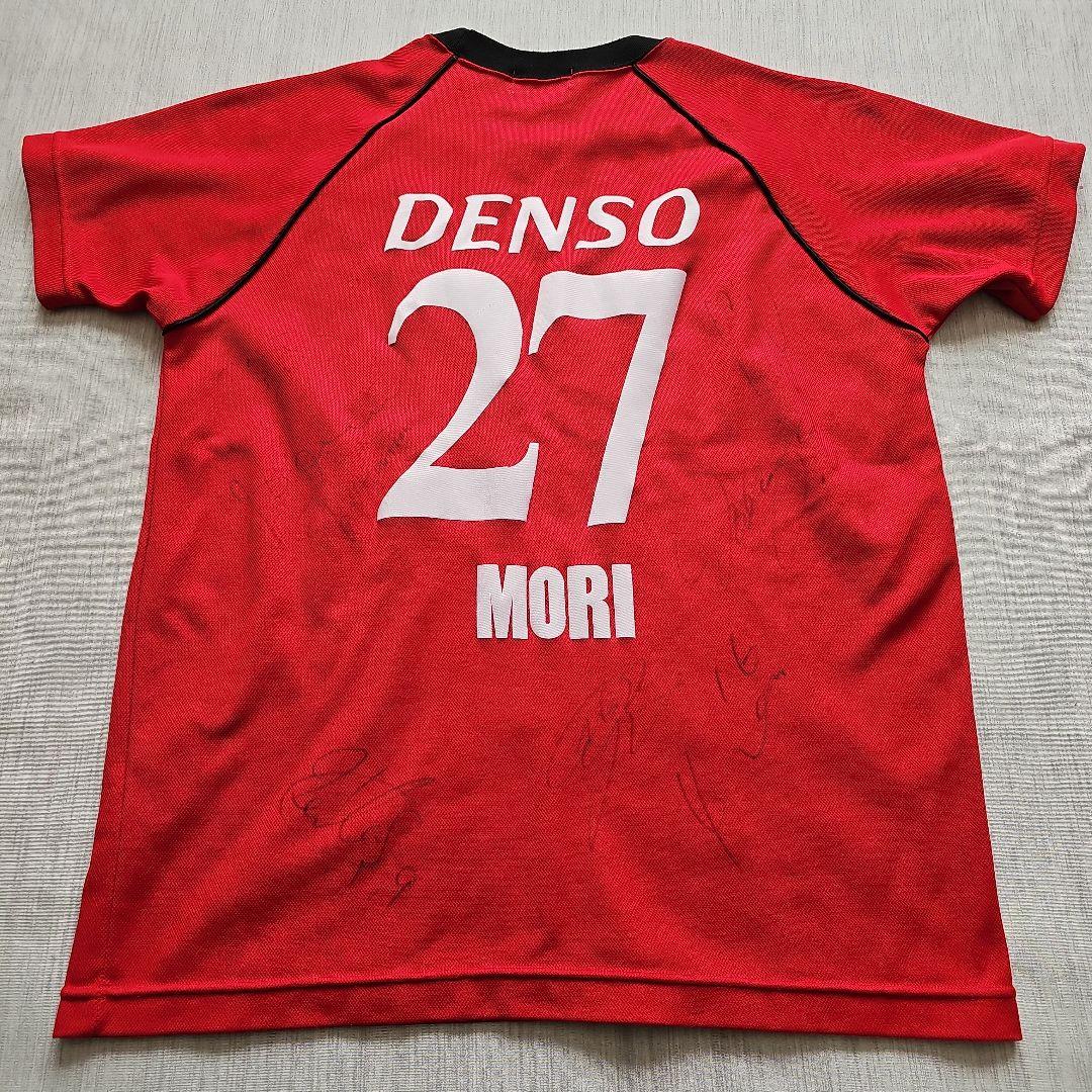 レア サイン入り 名古屋グランパスエイト サッカーウェア 背番号27