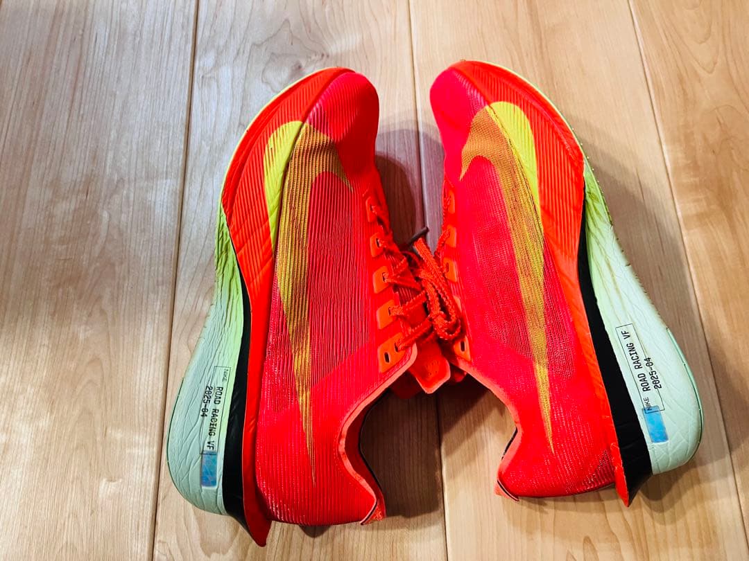 【当日または翌日発送】ナイキ ヴェイパーフライ4 27.5cm レッド