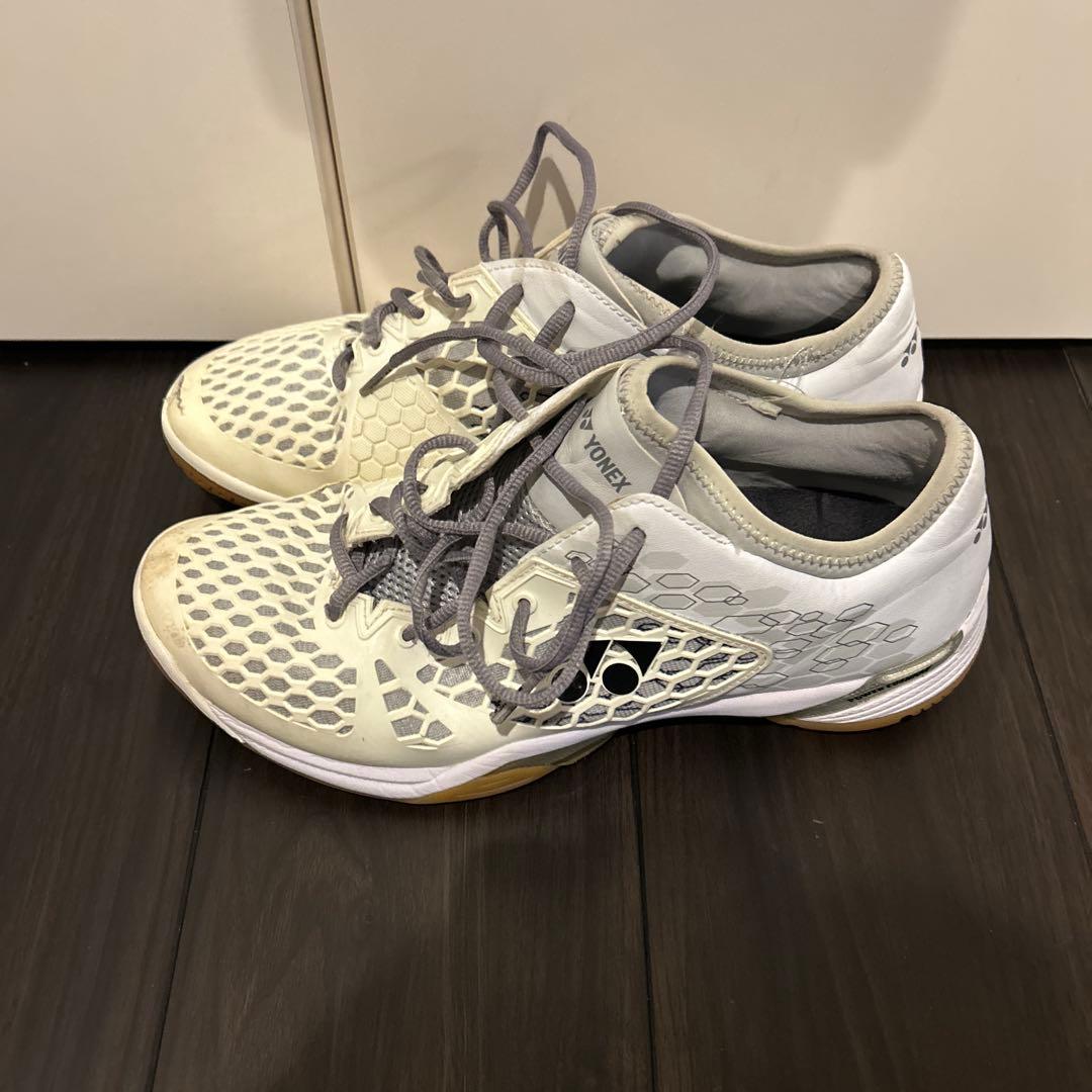 YONEX バドミントンシューズ ホワイト