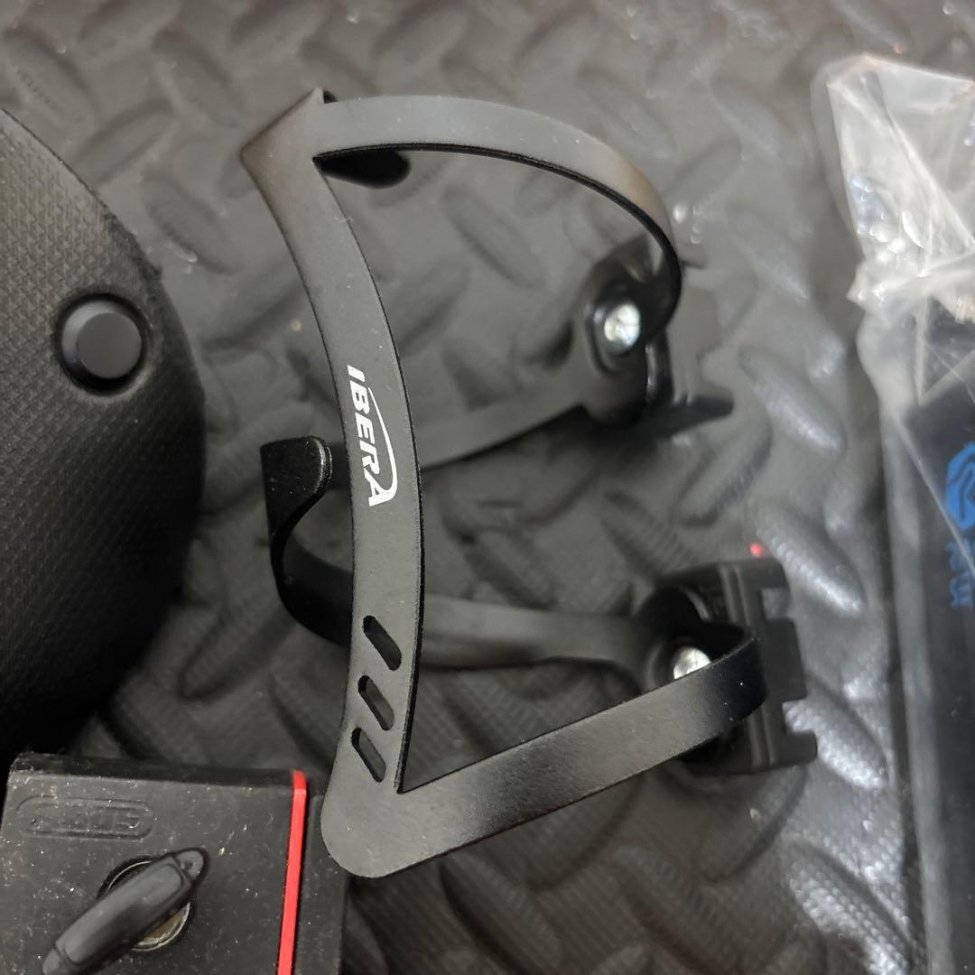 新品未使用700x28C クリンチャータイヤ×2コンチネンタルチューブ×1他あり