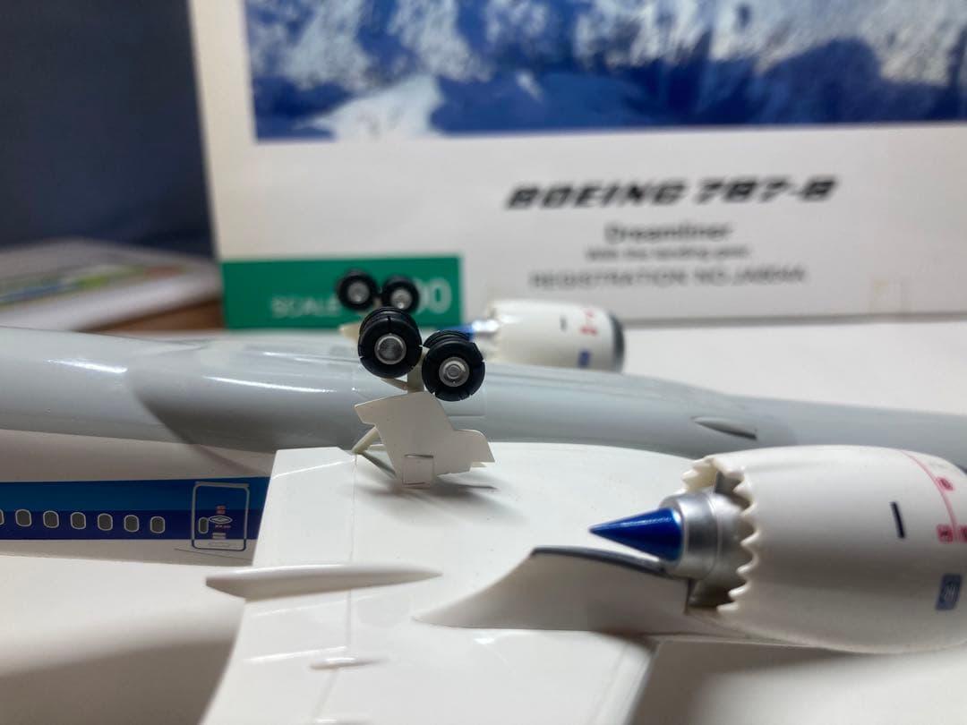 全日空商事 ANA B787-8 JA804A 1/200[NH20048]