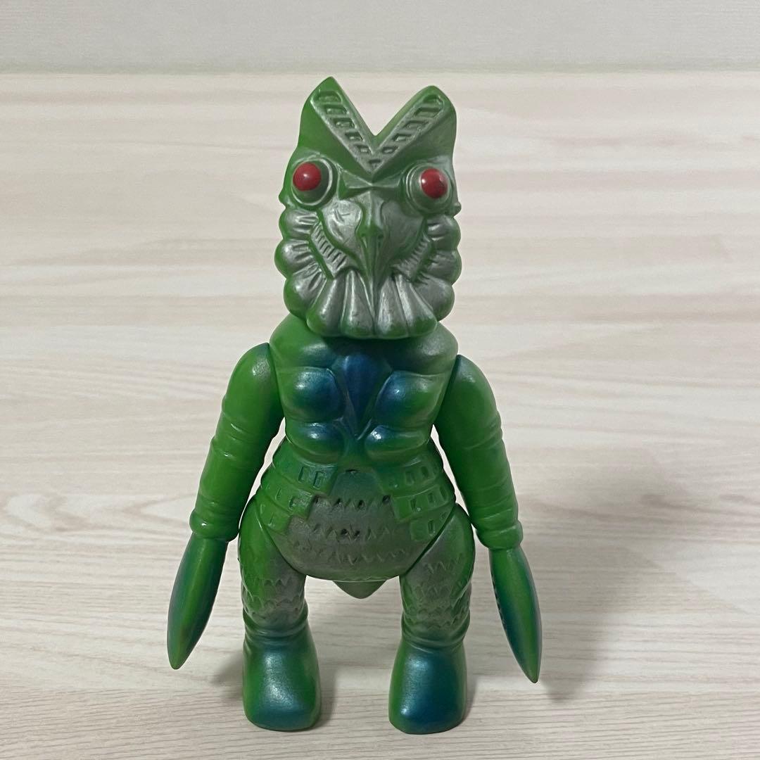 ウルトラマン ブルマァク バルタン星人 ソフビ ミドル
