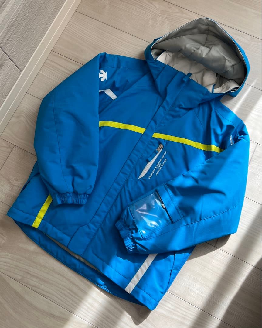 DESCENTE キッズスキーウェア上下セット 140 クリーニング済み