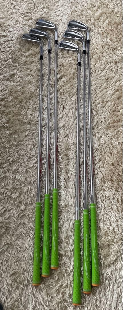 週末値下げ‼️タイトリスト t100 5I〜pw とモーダス105s