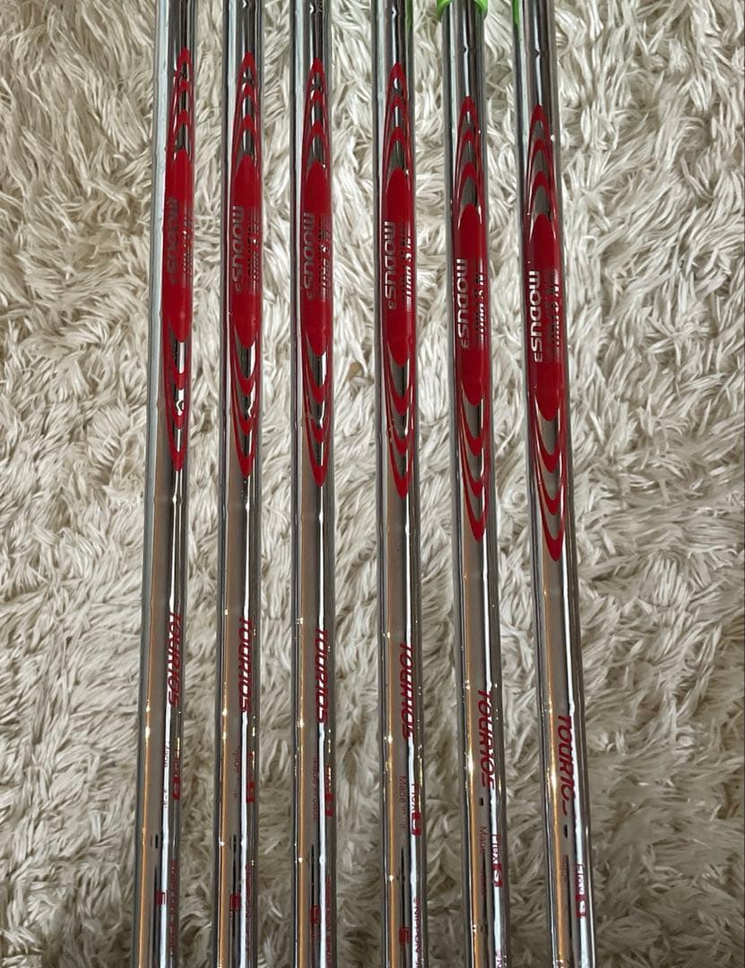 週末値下げ‼️タイトリスト t100 5I〜pw とモーダス105s