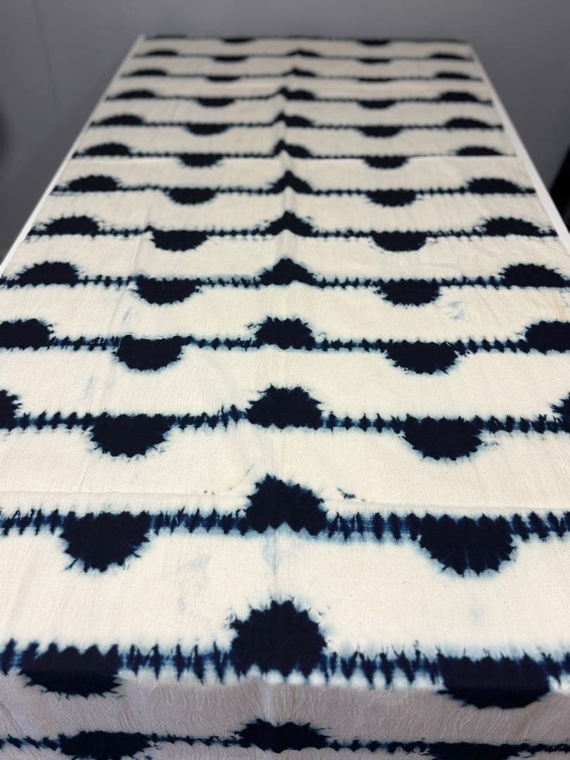 N5「片野絞り」民藝 藍染絞り職人 片野かほり 藍染絞り布 国展 出品作品