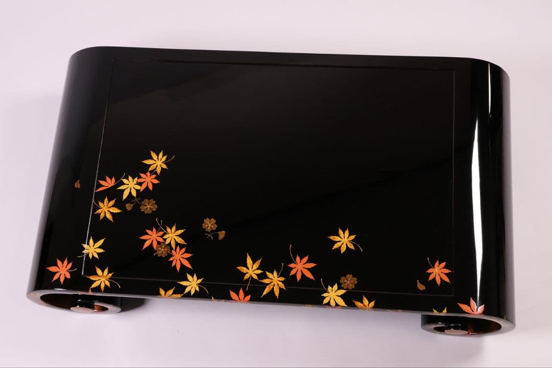 漆芸 紅葉桜 波千鳥 蒔絵 巻足 平卓 花台 黒塗 梨地 木製 楓【MA939】