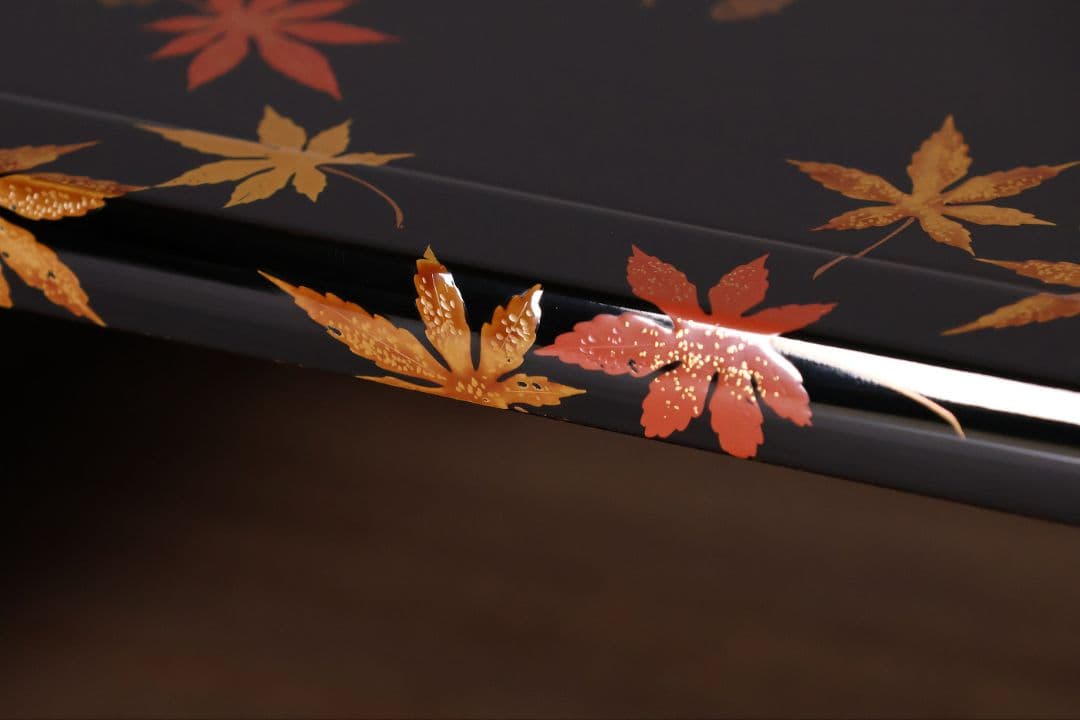 漆芸 紅葉桜 波千鳥 蒔絵 巻足 平卓 花台 黒塗 梨地 木製 楓【MA939】