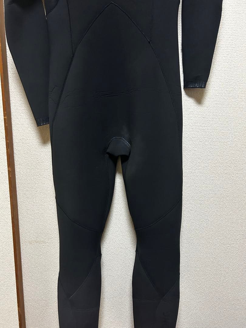 BILLABONGビラボン　アブソリュートコンプ　4/3mm 【海外LSサイズ】