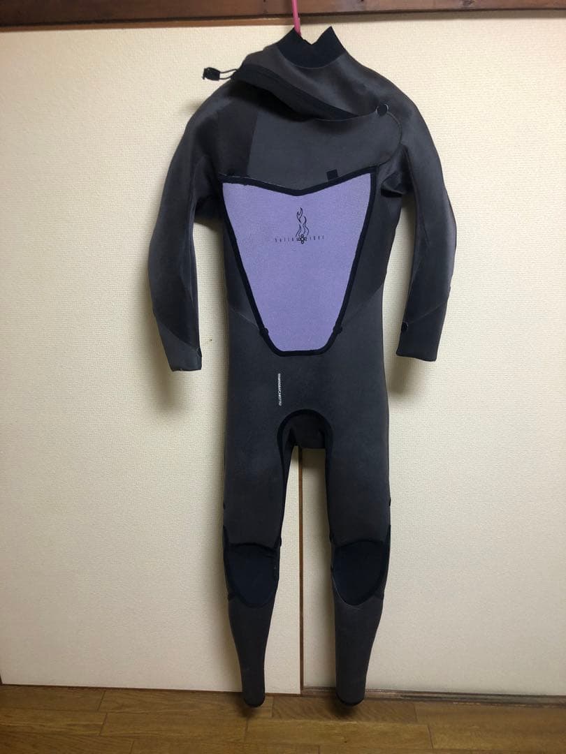 BILLABONGビラボン　アブソリュートコンプ　4/3mm 【海外LSサイズ】