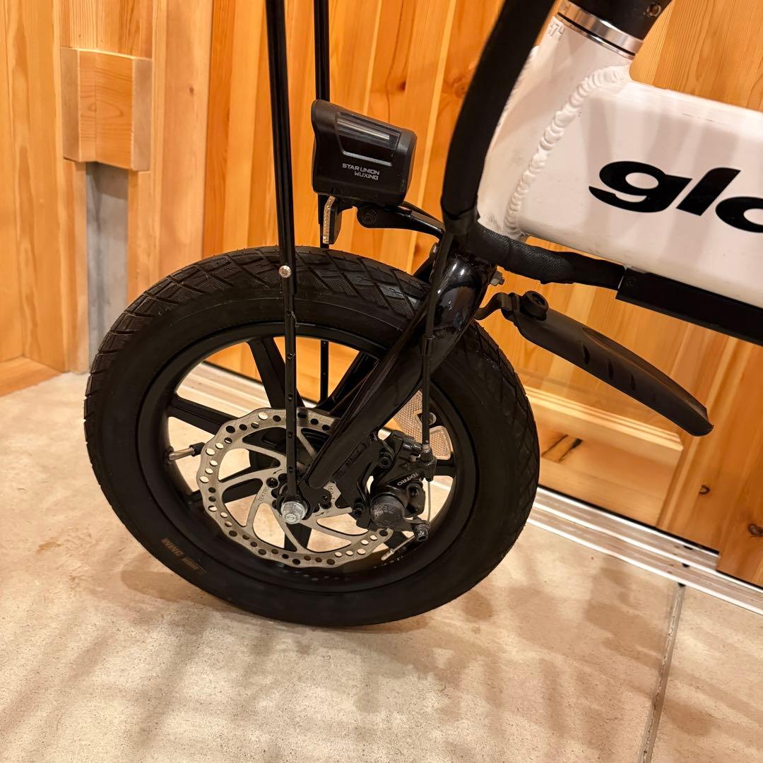 glafit GFR-02 ホワイト モビチェン付き