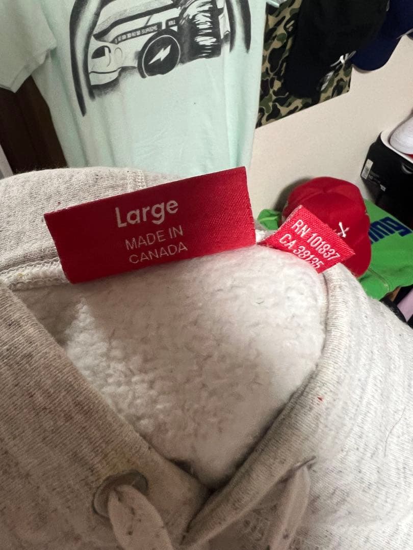 supreme パーカー Lサイズ