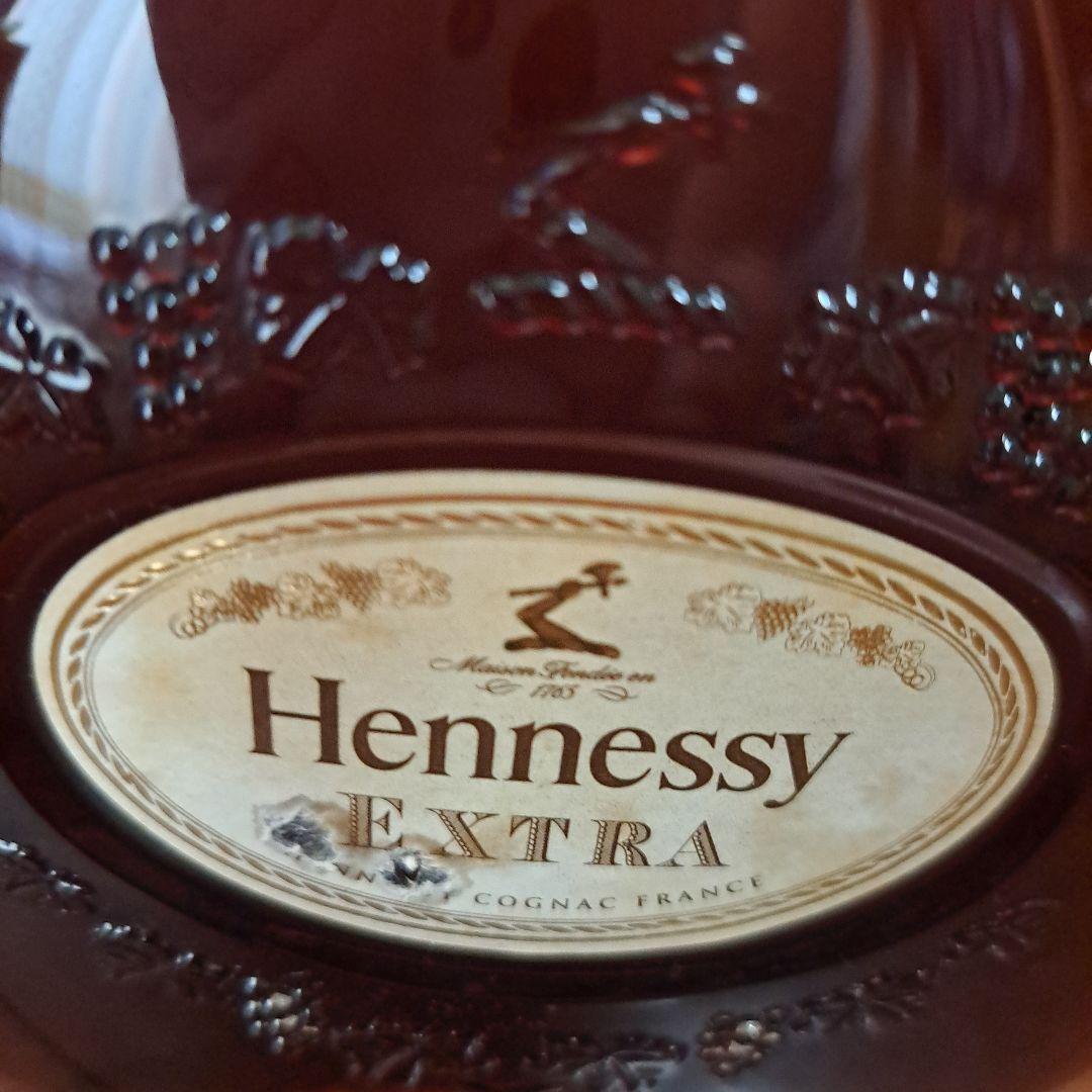ヘネシーエクストラ　ノスタルジー　ド　バニョレ新品　ラベルにキズ、傷みあり