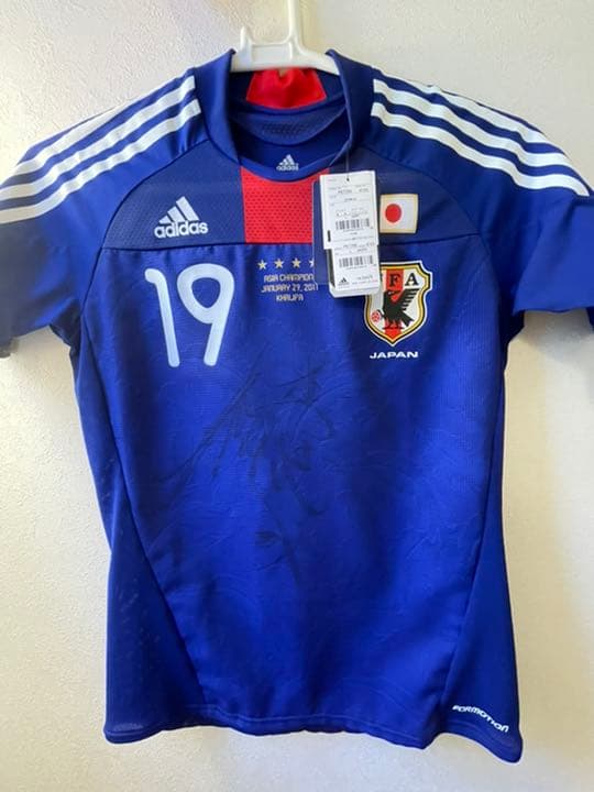 2011年日本代表ユニフォーム　李忠成選手直筆サイン入り