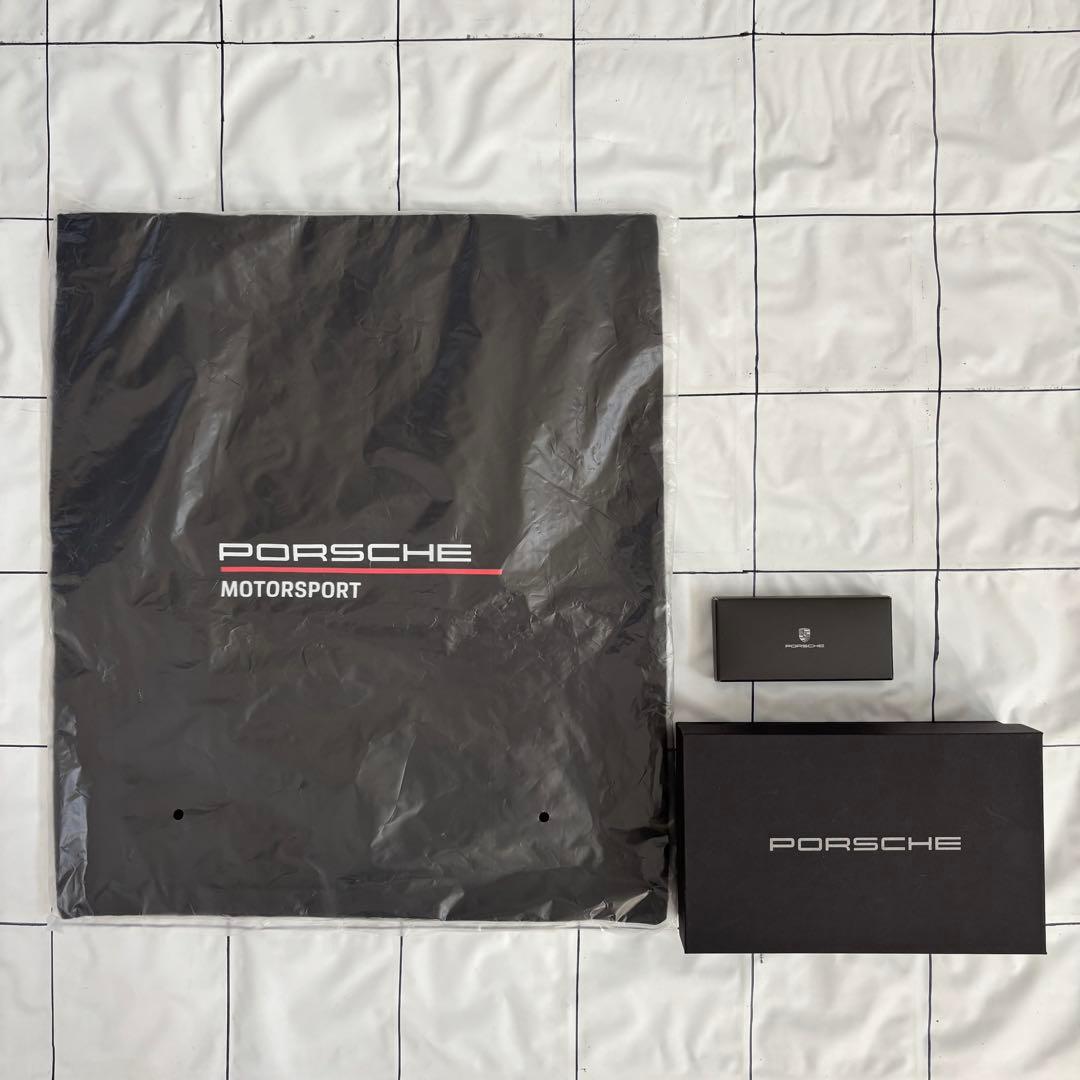 【非売品】ポルシェ マカン　ペーパーウェイト ミニカー　メタル製