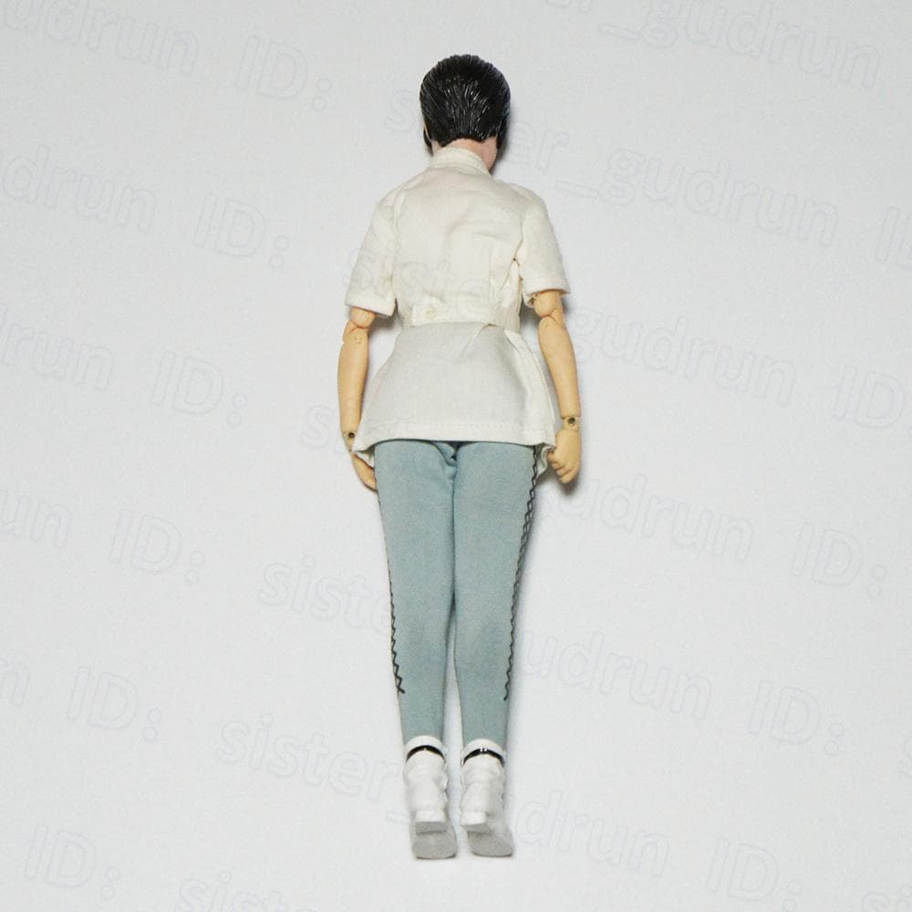 【美品】　RAH　友里アンヌ 隊員　1/6 フィギュア