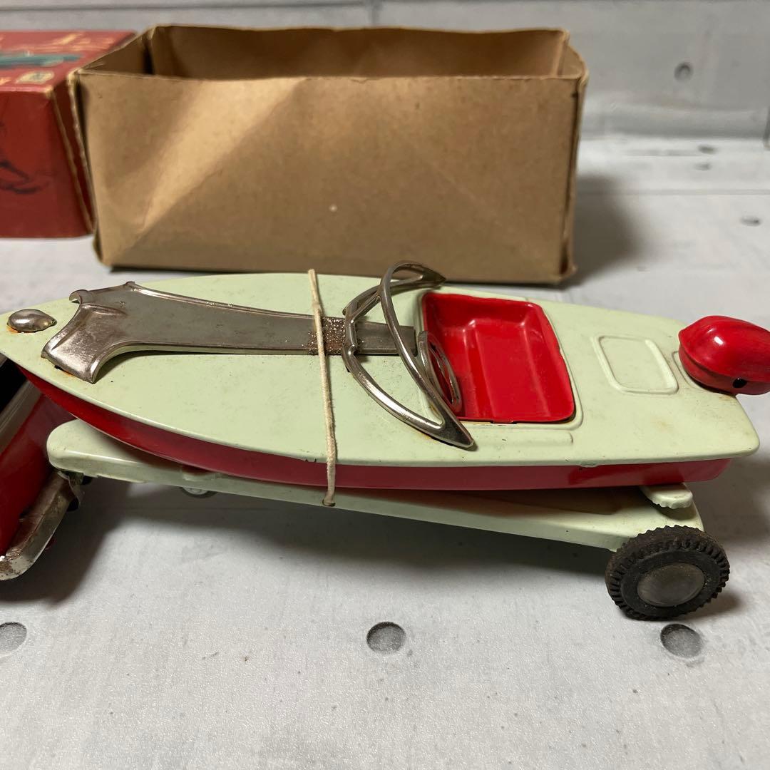 ステーションワゴン ボートトレーラー