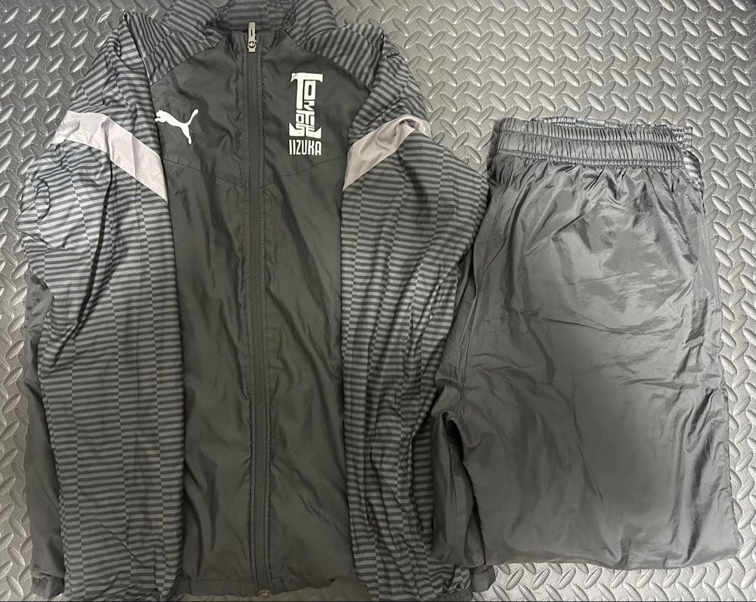 飯塚高校　Puma ウィンドブレーカーセット ブラック　ピステ