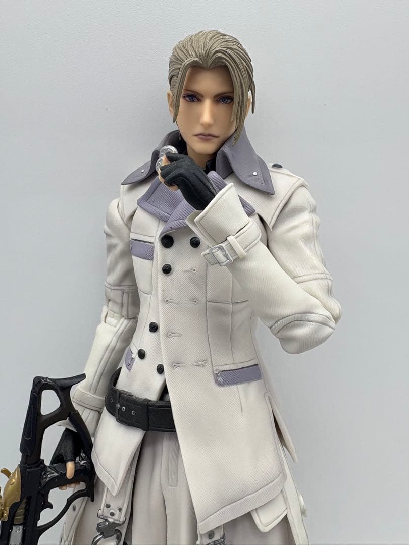 ファイナルファンタジー7リメイク　プレイアーツ改　ルーファウス神羅