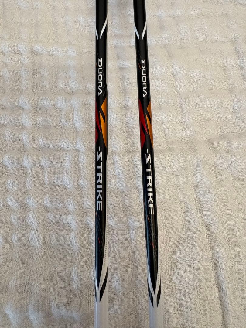 ヨネックス デュオラ　Zストライク　3UG5 ラケット 2本セット