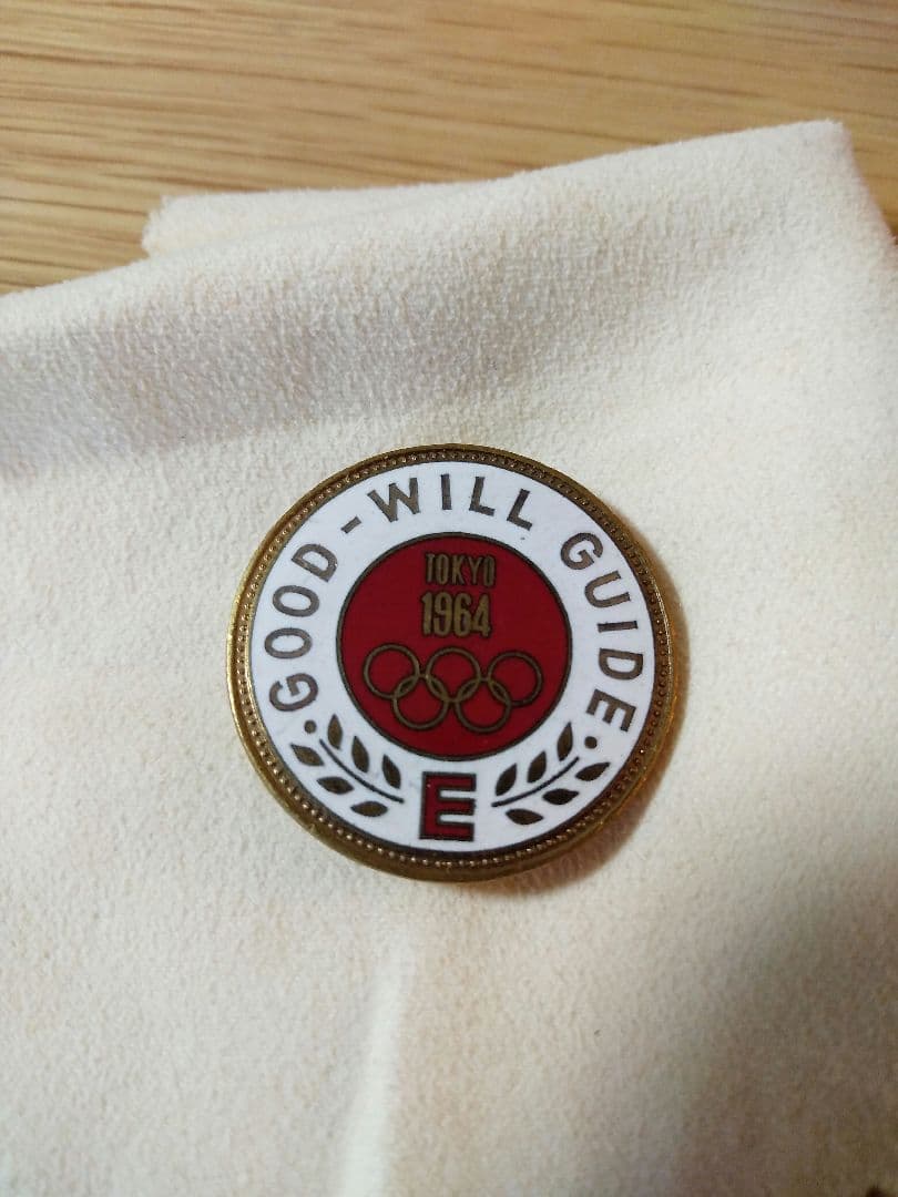 1964年東京オリンピック　good-will guideバッジ