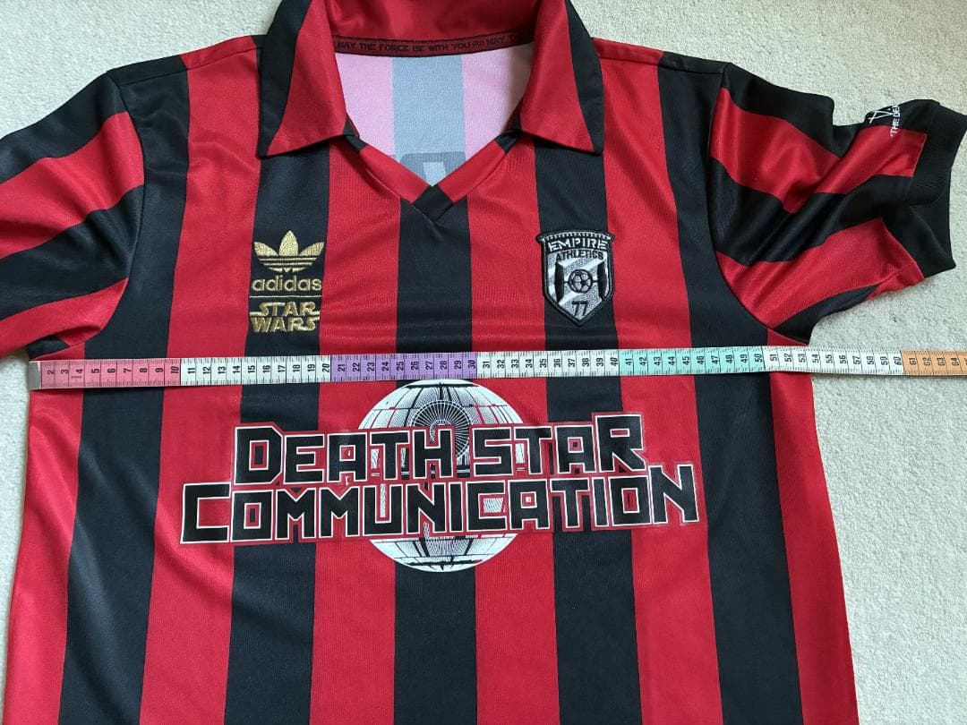 adidas スター・ウォーズ シャツ 赤黒