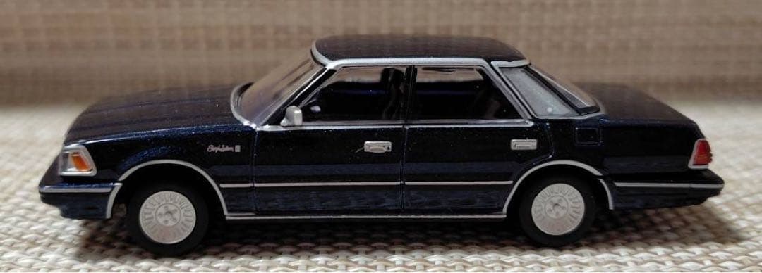 TLヴィンテージLV-N199b トヨタクラウン4HT 3.0ロイヤルサルーンG