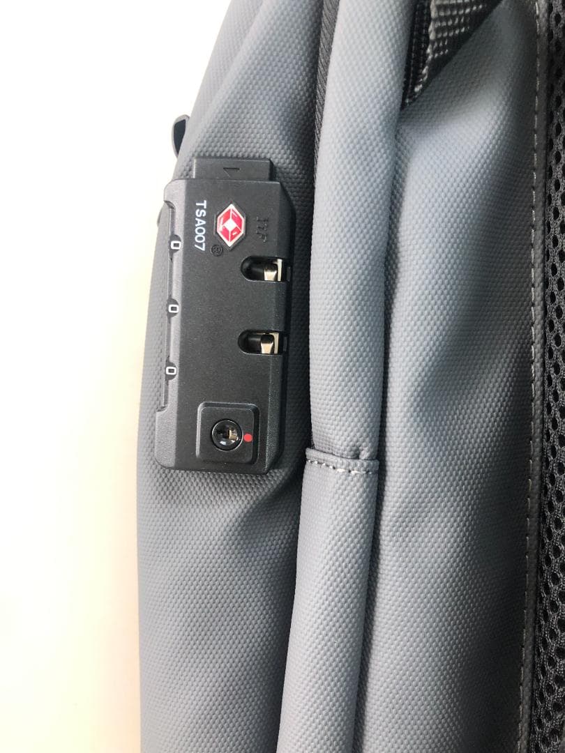 真空圧縮リュックサック(グレー)　32×15～20×49(cm) ★ポンプ有り★