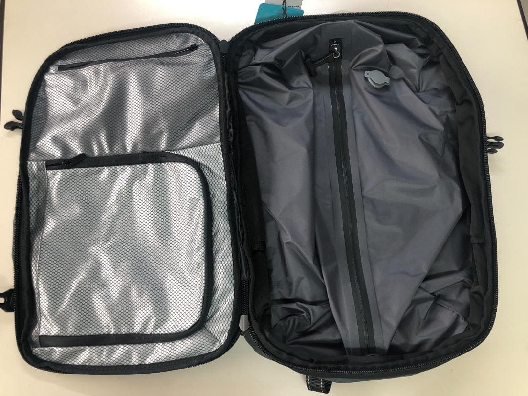 真空圧縮リュックサック(グレー)　32×15～20×49(cm) ★ポンプ有り★