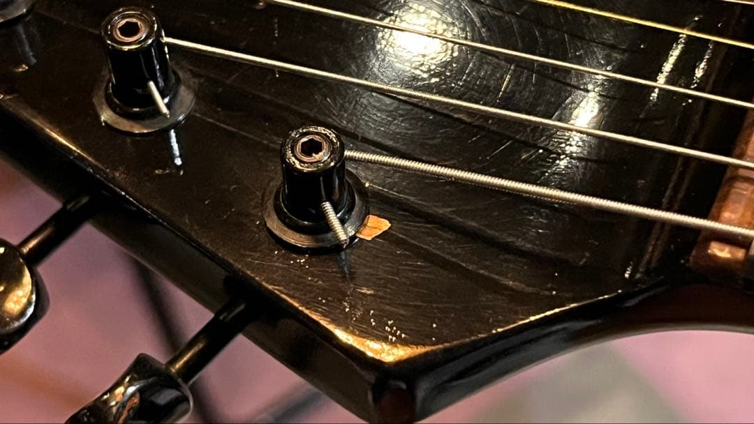 フェルFST-65ネック・アッセン＆ムーン・オーダーボディ・ストラトキャスター