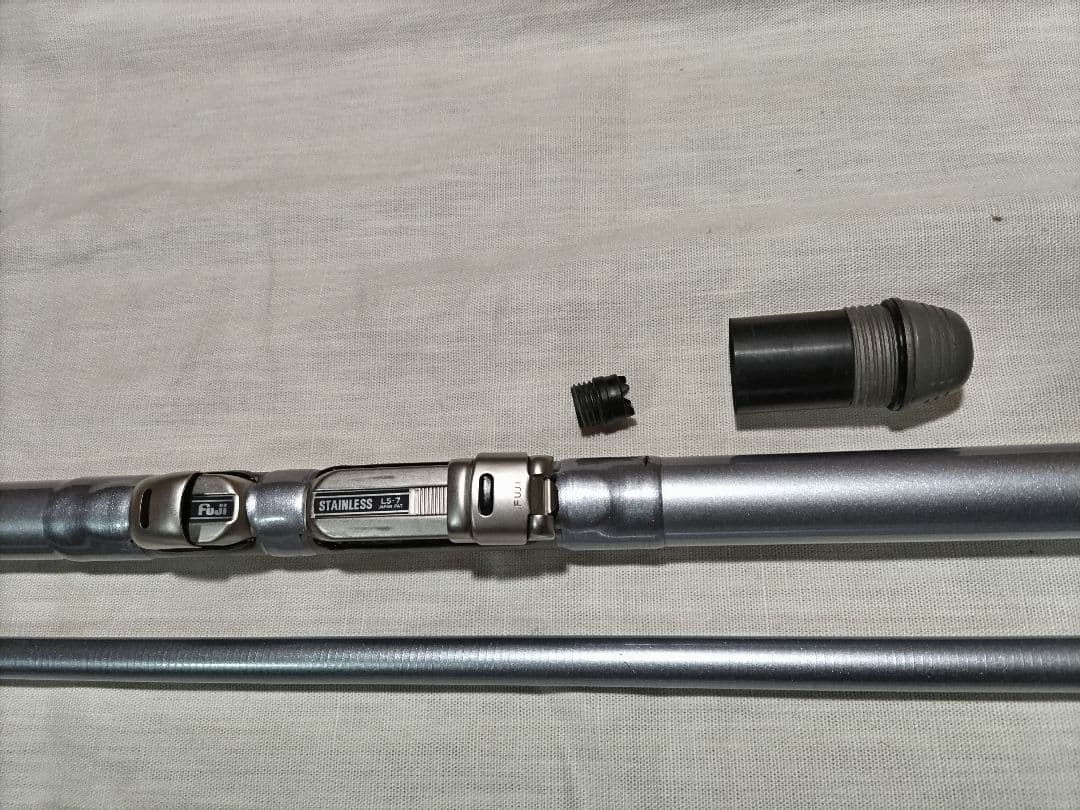 ダイワ　HZ インターラインサーフ T 27-425V 投げ竿