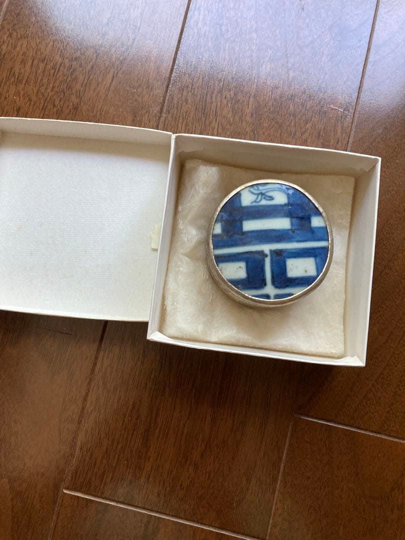 National Design museum 陶器　ボックス　小物入れ　青白　丸