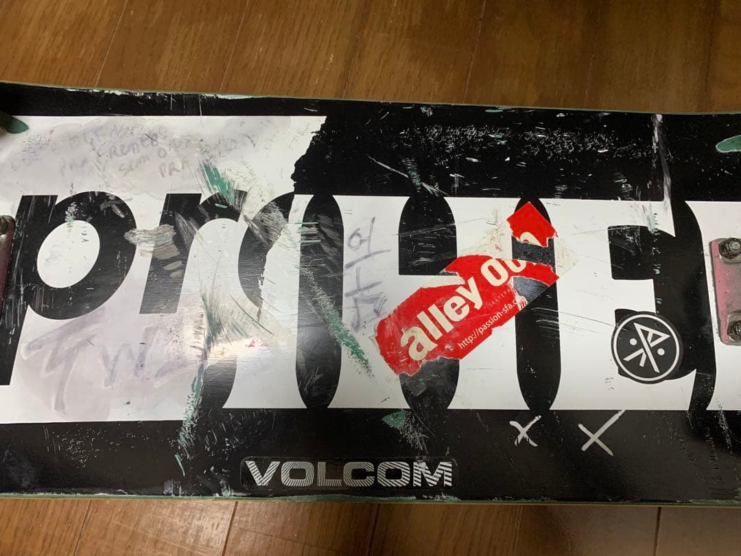 スケートボード コンプリート Supreme Heroデッキ 使用品