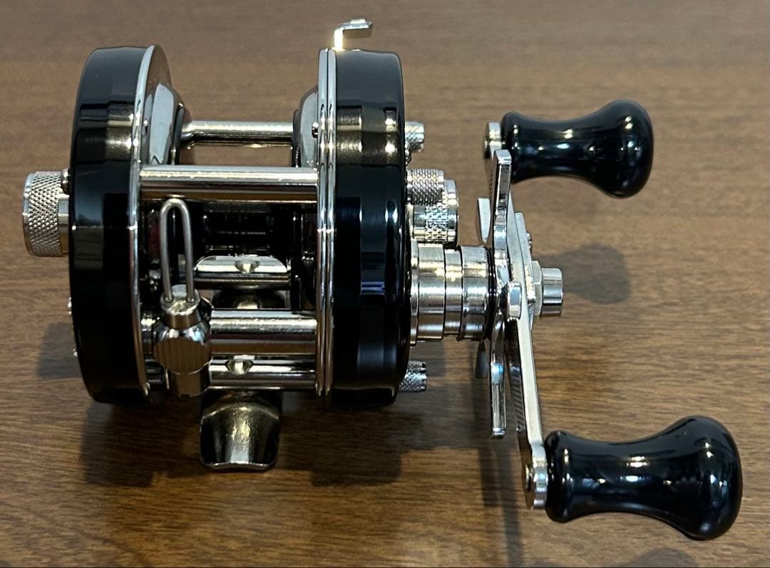 アブガルシア　アンバサダー　4501C ファクトリーチューン ブラック 左巻き