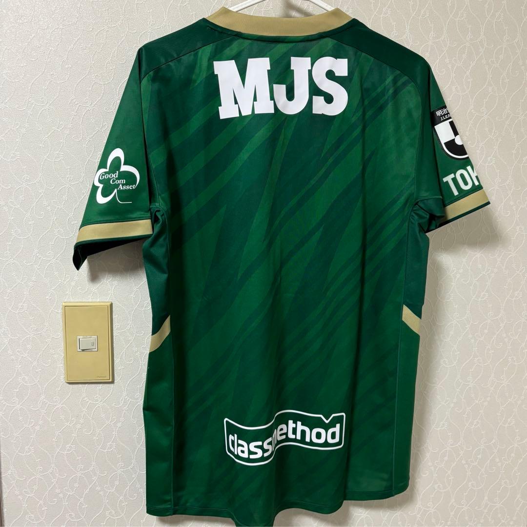 新品 東京ヴェルディ 全選手サイン入り ユニフォーム