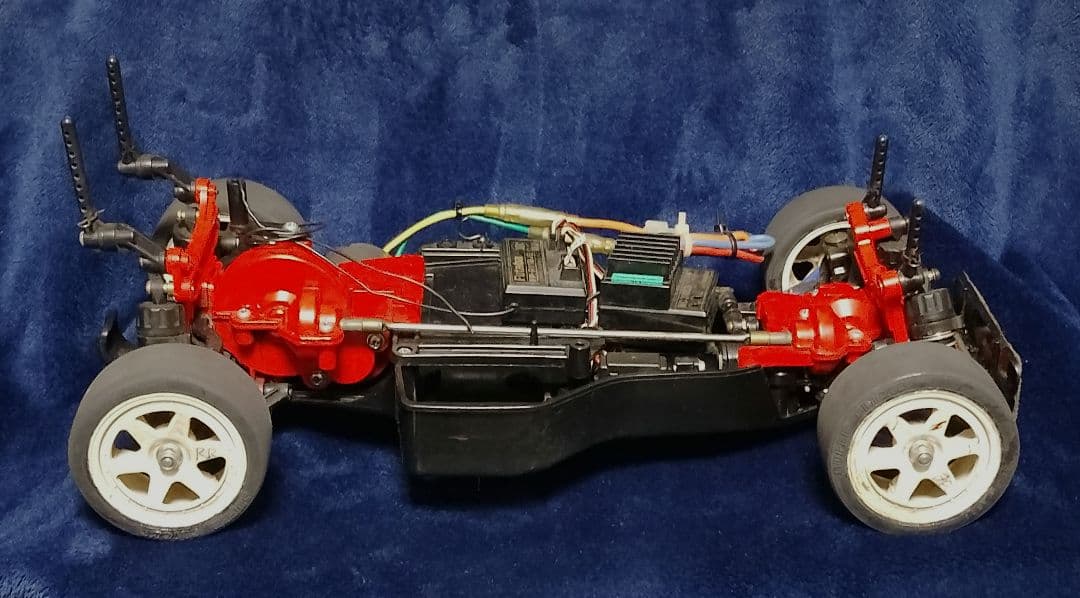 タミヤ 1/10 電動RC4WDレーシングカー「ワークス4WDシャーシ」おまけ付