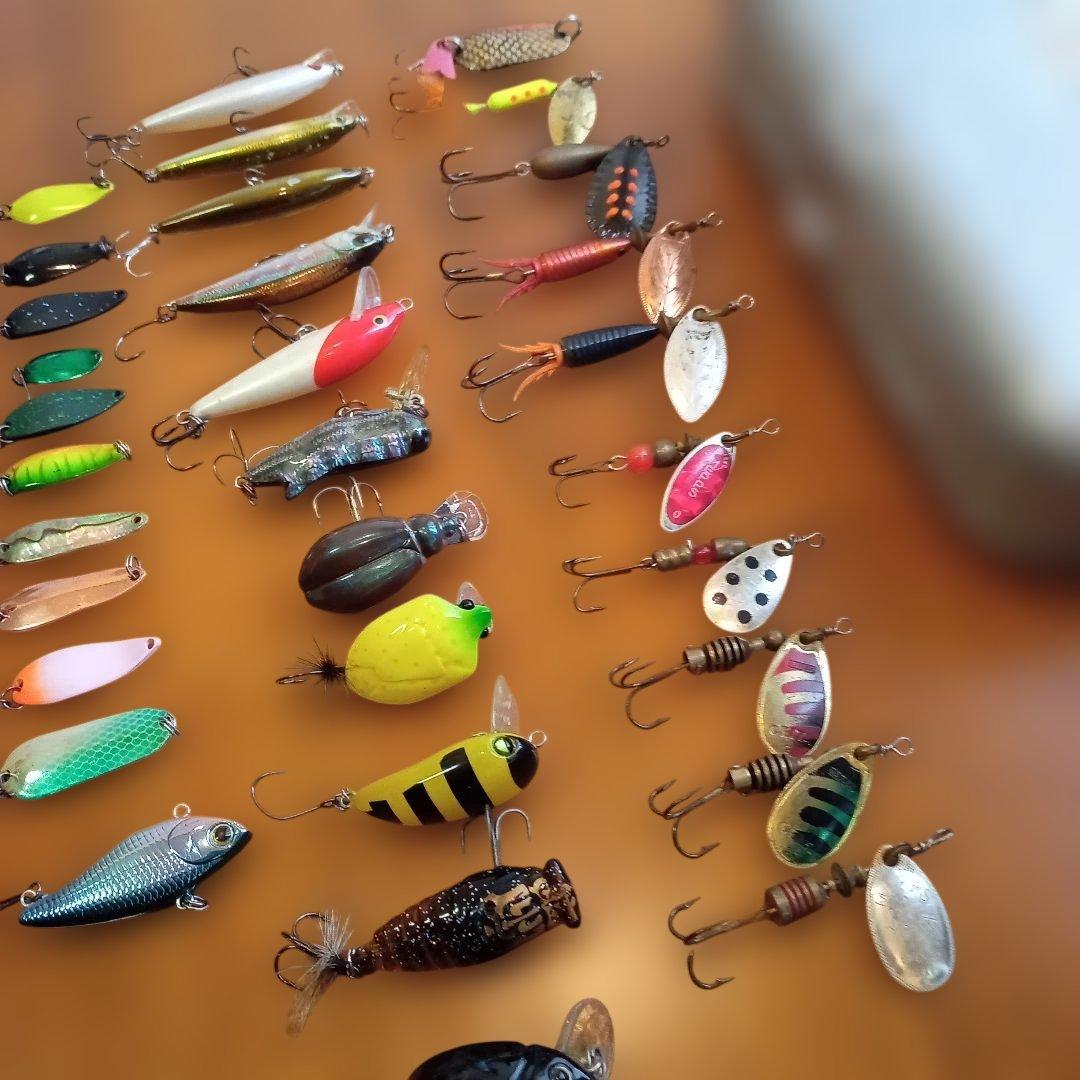 オールド　アムコタイプボックス付き渓流ルアーセット