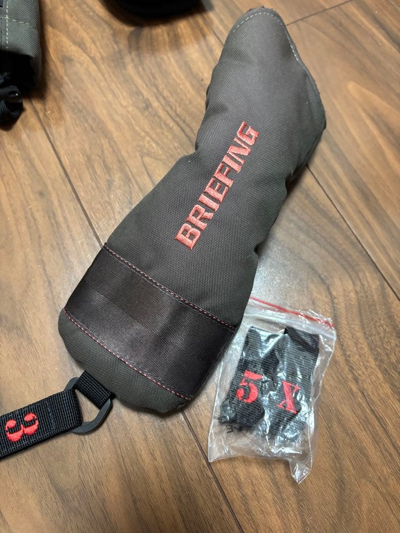 ブリーフィング　CR-02 キャディバッグ オリーブグリーン　ヘッドカバーセット