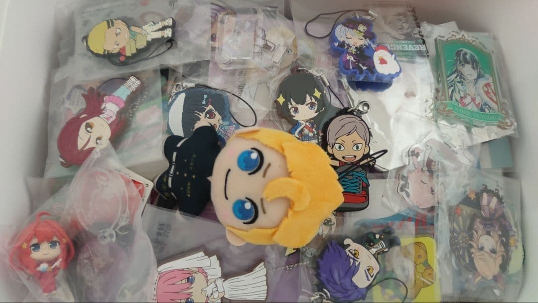 アニメグッズ　大量まとめ売り1000点以上