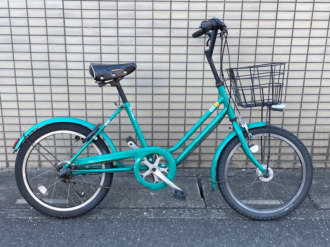 ブリヂストン ベガス BRIDGESTONE VEGAS LEDライト 内装3段