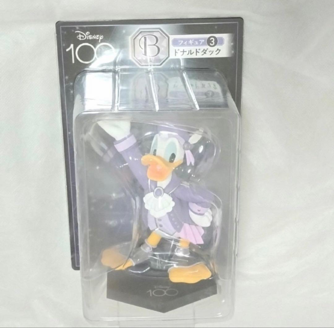 Disney100　フィギュア　ミッキーマウス　ミニーマウス　ドナルド　デイジー