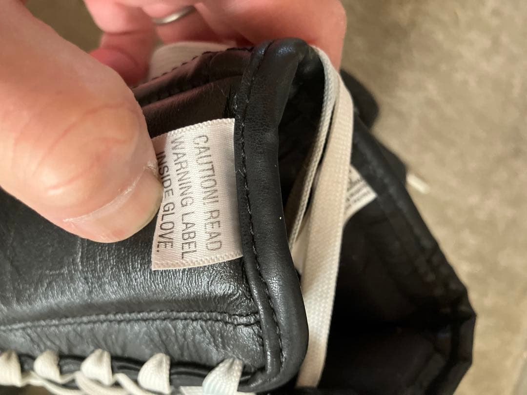 CLETO REYES レイジェス ブラック 16オンス スパーリング