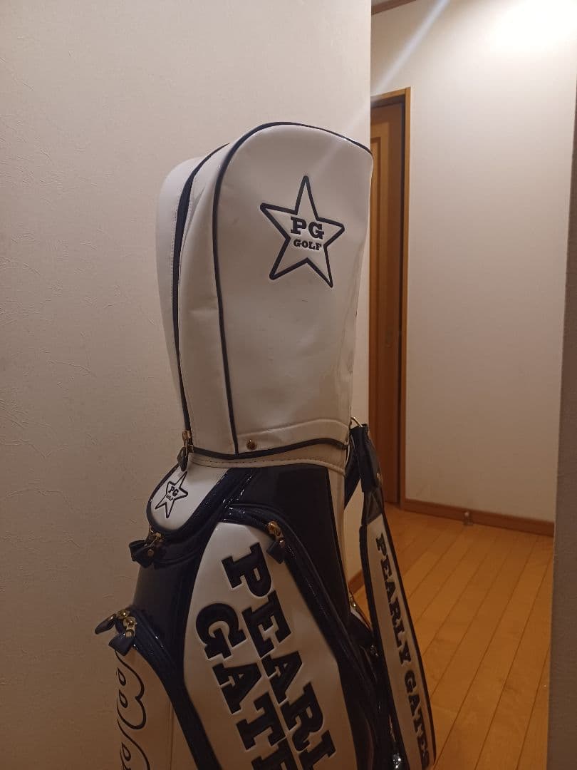 パーリーゲイツ キャディ バッグ スマイル89 ニコチャン エナメル ホワイト