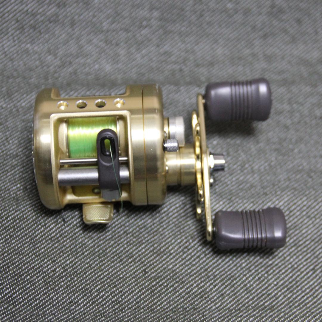 SHIMANO　CALCUTTA　101XT　　　　外箱、説明書、付属品付き