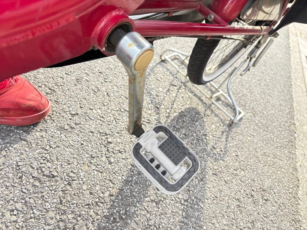 赤 シティサイクル チャイルドシート付き