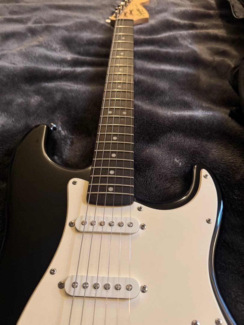 美品 Squier affinity STRATOCASTER