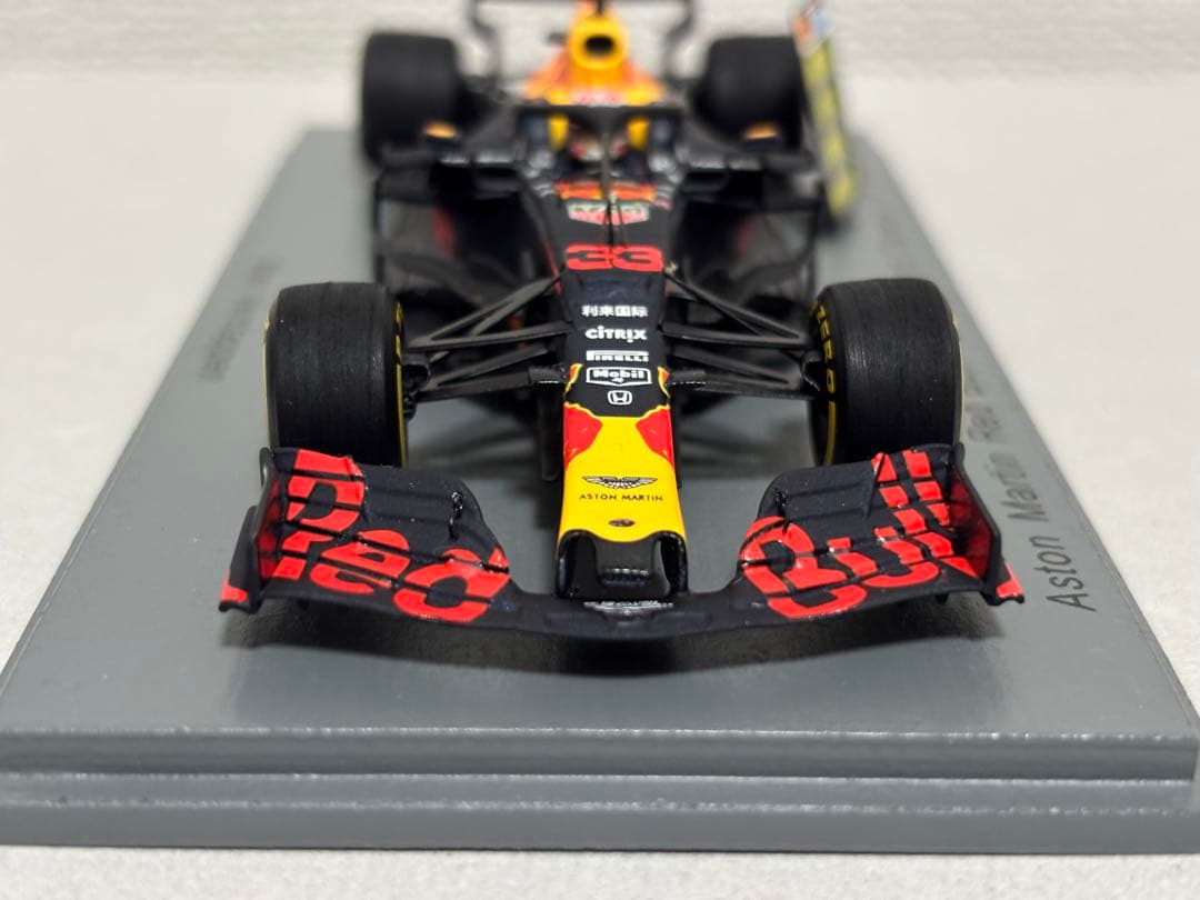 Aston Martin Red Bull Racing RB15 ミニカー