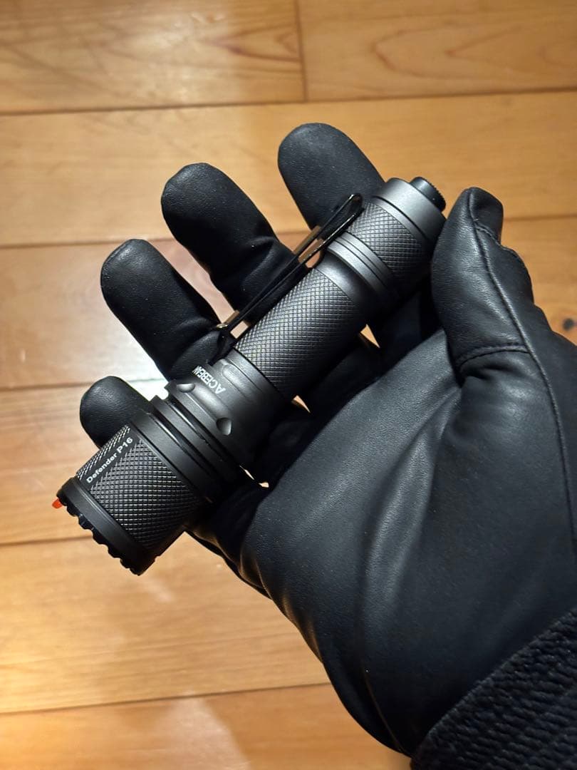 ライト・ランタン ACEBEAM DEFENDER P16 GREY