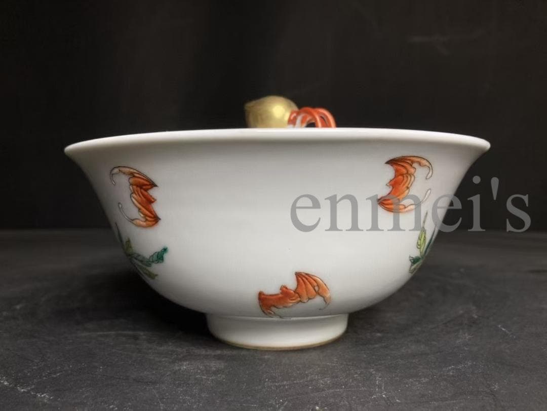 中国古美術・粉彩桃の花蓋碗・広口の茶碗・純手描き・茶道具・陶磁器・文房具・置物