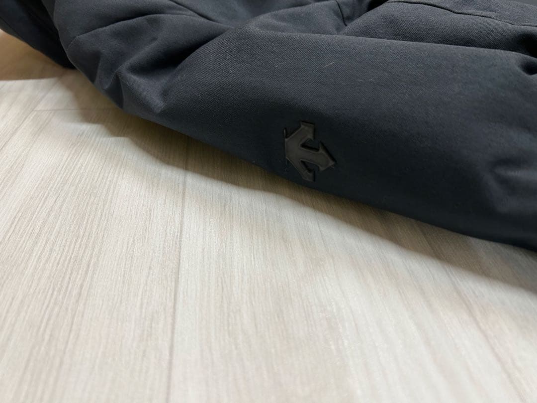 DESCENTE 水沢ダウン エンデュランス 6940